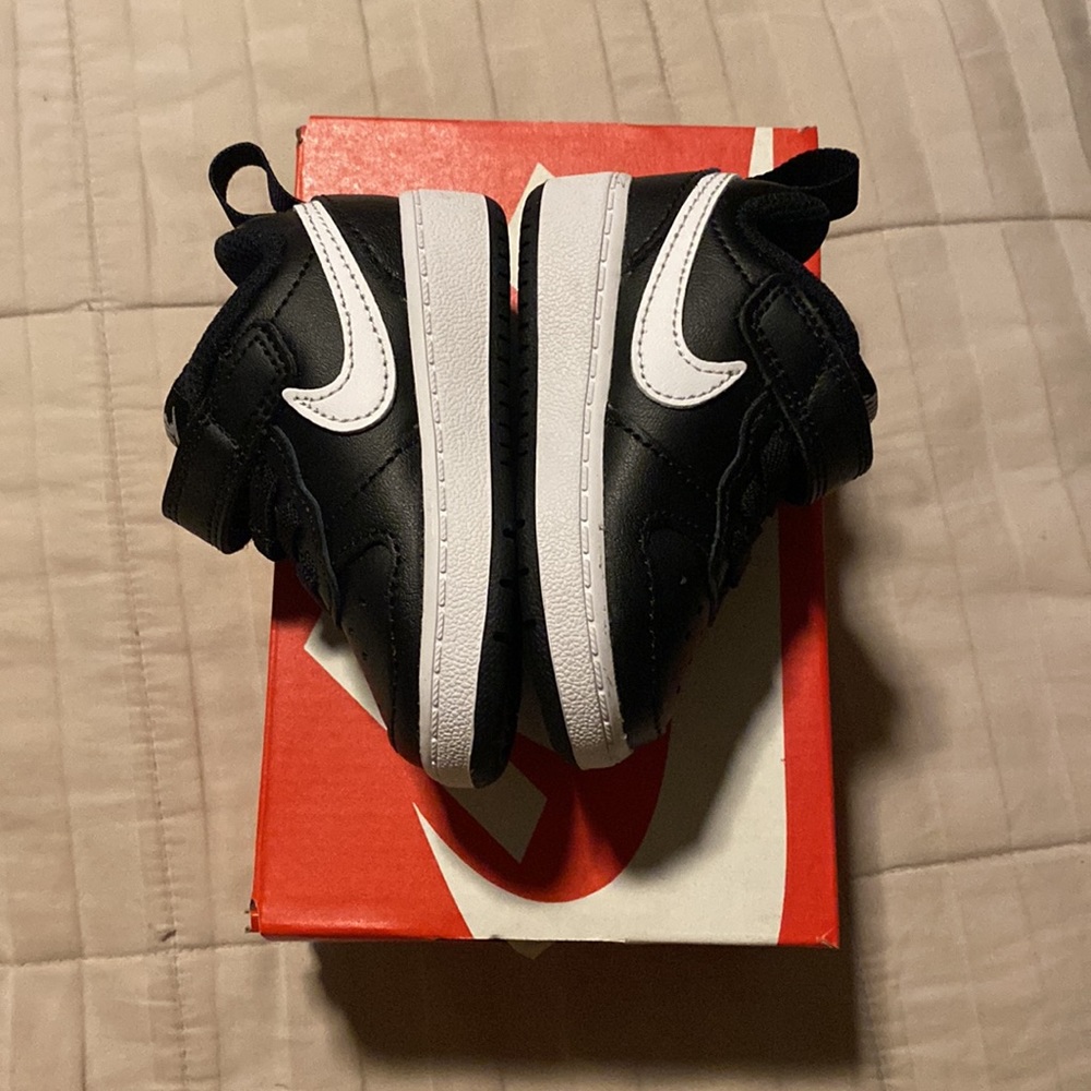 Nike | NWB Baby / Toddler Nike Shoes - Picture 5 of 9